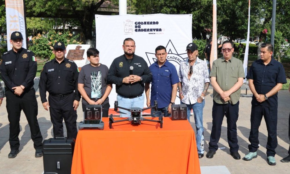 Carlos Rodríguez encabeza adquisición de dron destinado al municipio