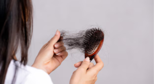 Calvicie femenina: cuáles son sus causas, señales de alerta y tratamientos