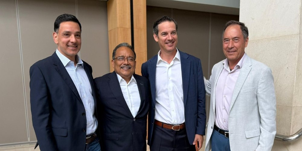 Andrés Mijes destaca digitalización de Escobedo como motor de inversión