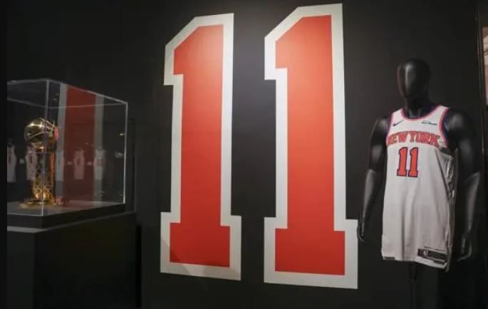 Camiseta de Jalen Brunson se subasta por más de un millón de dólares