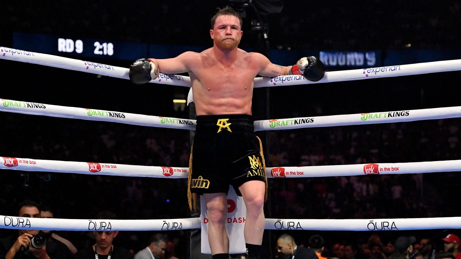 Saúl Canelo Álvarez confirmará su fecha de pelea contra Christian Mbilli el 31 de octubre en Arabia Saudita.