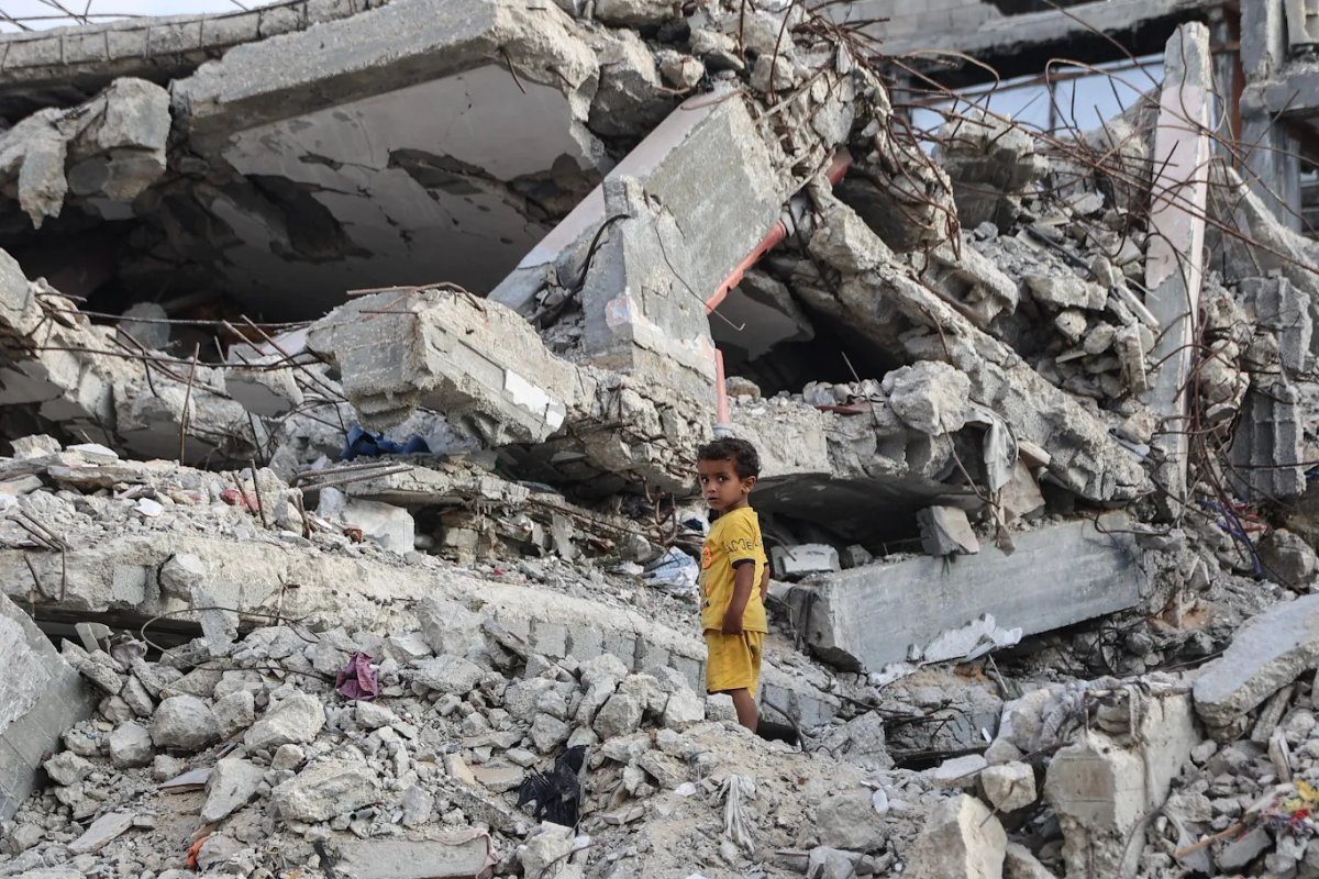 Organizaciones han alertado sobre un genocidio reproductivo sistemático en Palestina, afectando a mujeres y niños desde hace años.