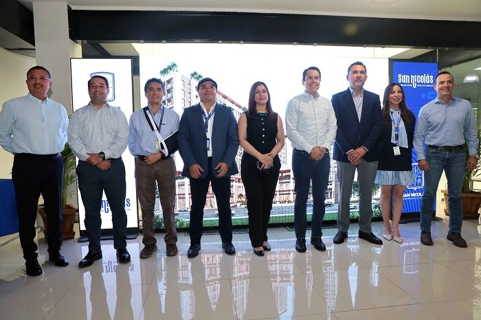 Daniel Carrillo presenta inversión de Grupo ENVA en Distrito Áurea