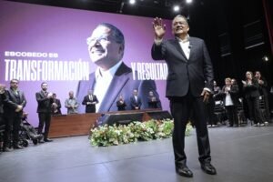Andrés Mijes se reincorpora a la alcaldía de Escobedo y presenta su Quinto Informe