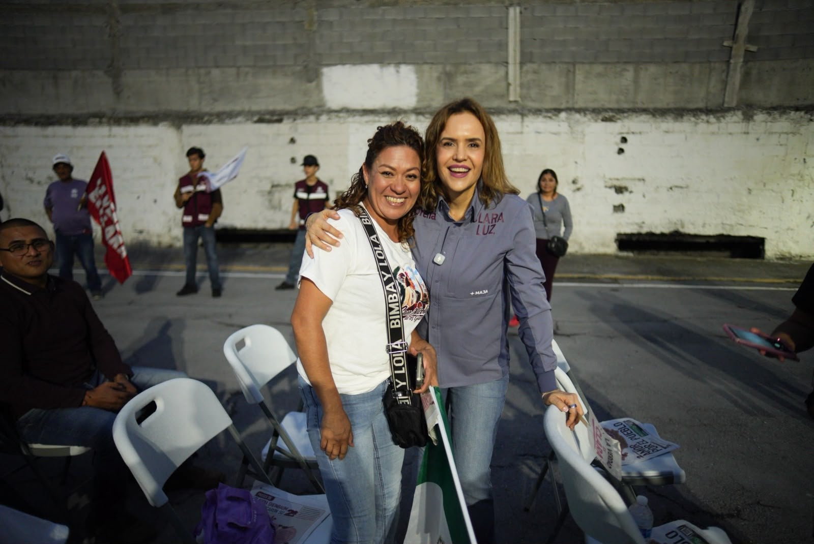 Clara Luz Flores busca unir y motivar la participación de los ciudadanos para renovar a Nuevo León desde sus comunidades.