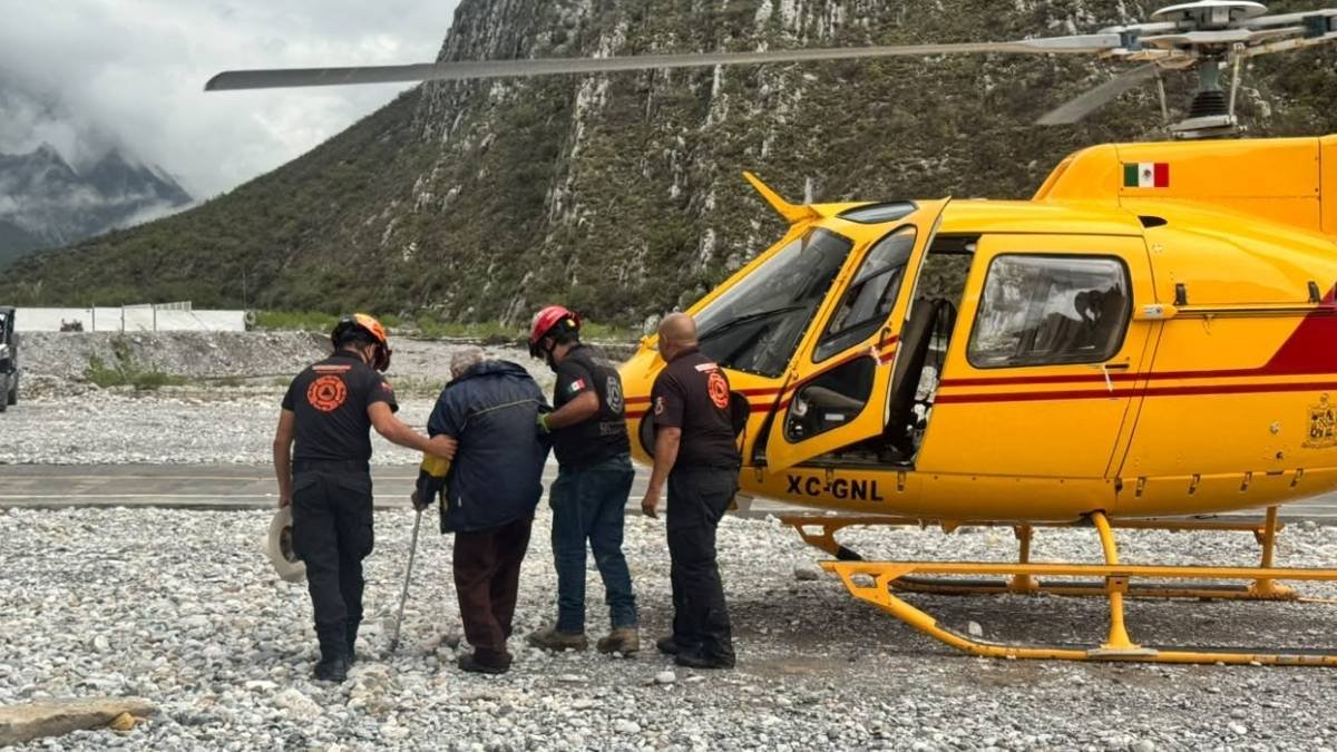 Las lluvias del Frente Frío 1 han dejado dos muertes y más de 400 emergencias en Nuevo León, afectando a Monterrey.